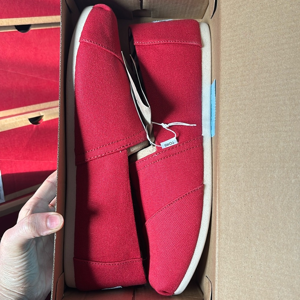 BRAND NEW TOMS Red Summer Slip On shoe